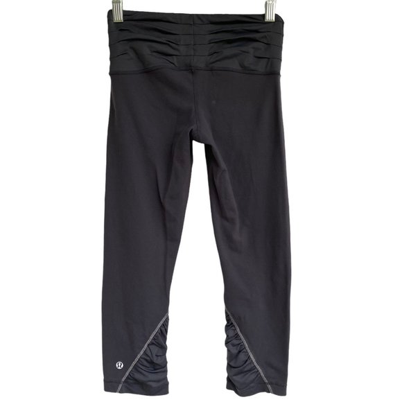 lululemon athletica Pants - Lululemon Embrace Crop Capri Legging Women's Size 4 Gray Ruched Pin Tuck